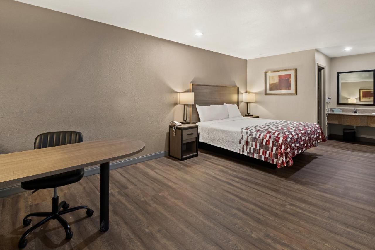 Irving Inn & Suites At Dfw Airport 外观 照片