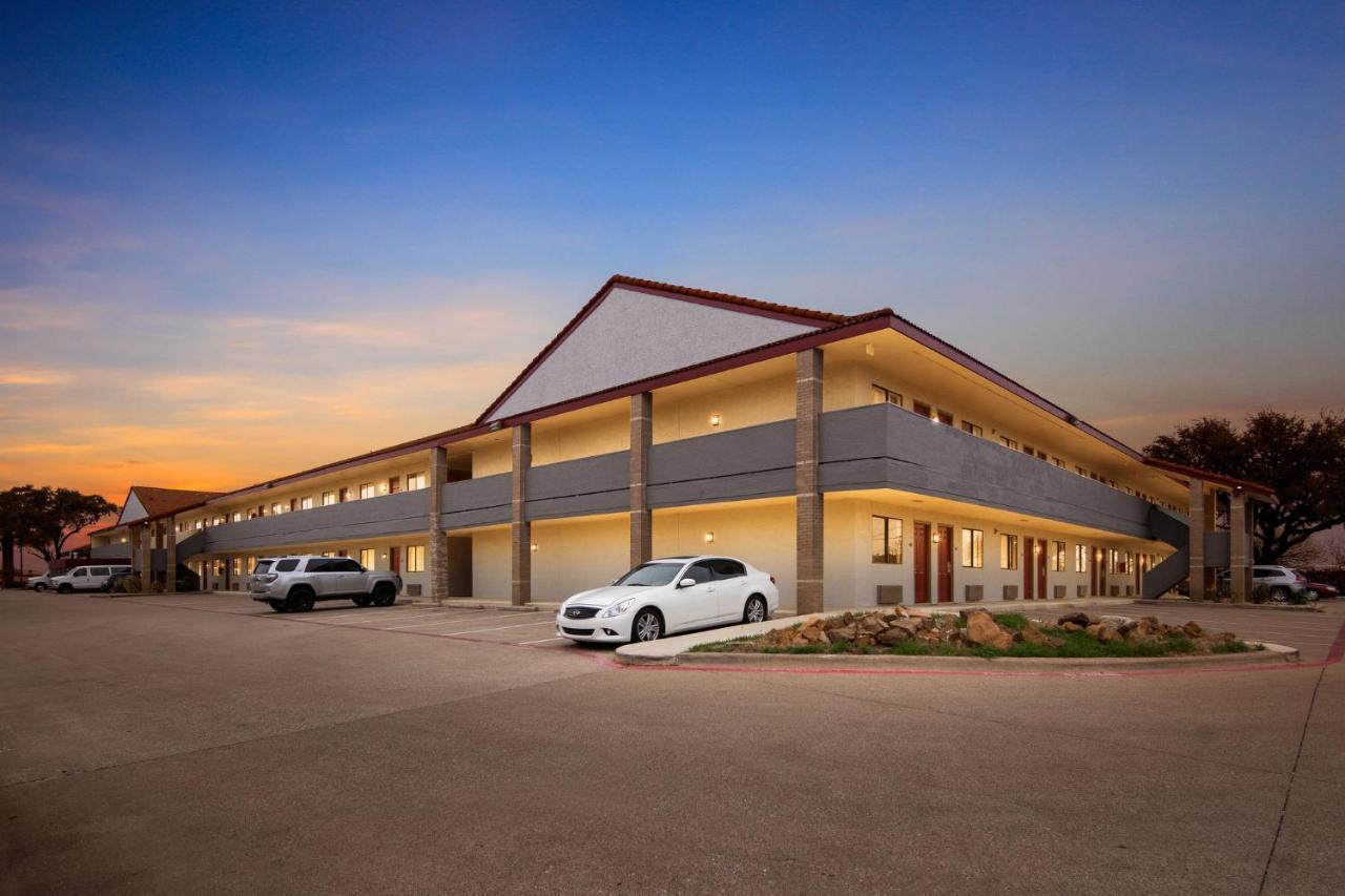 Irving Inn & Suites At Dfw Airport 外观 照片