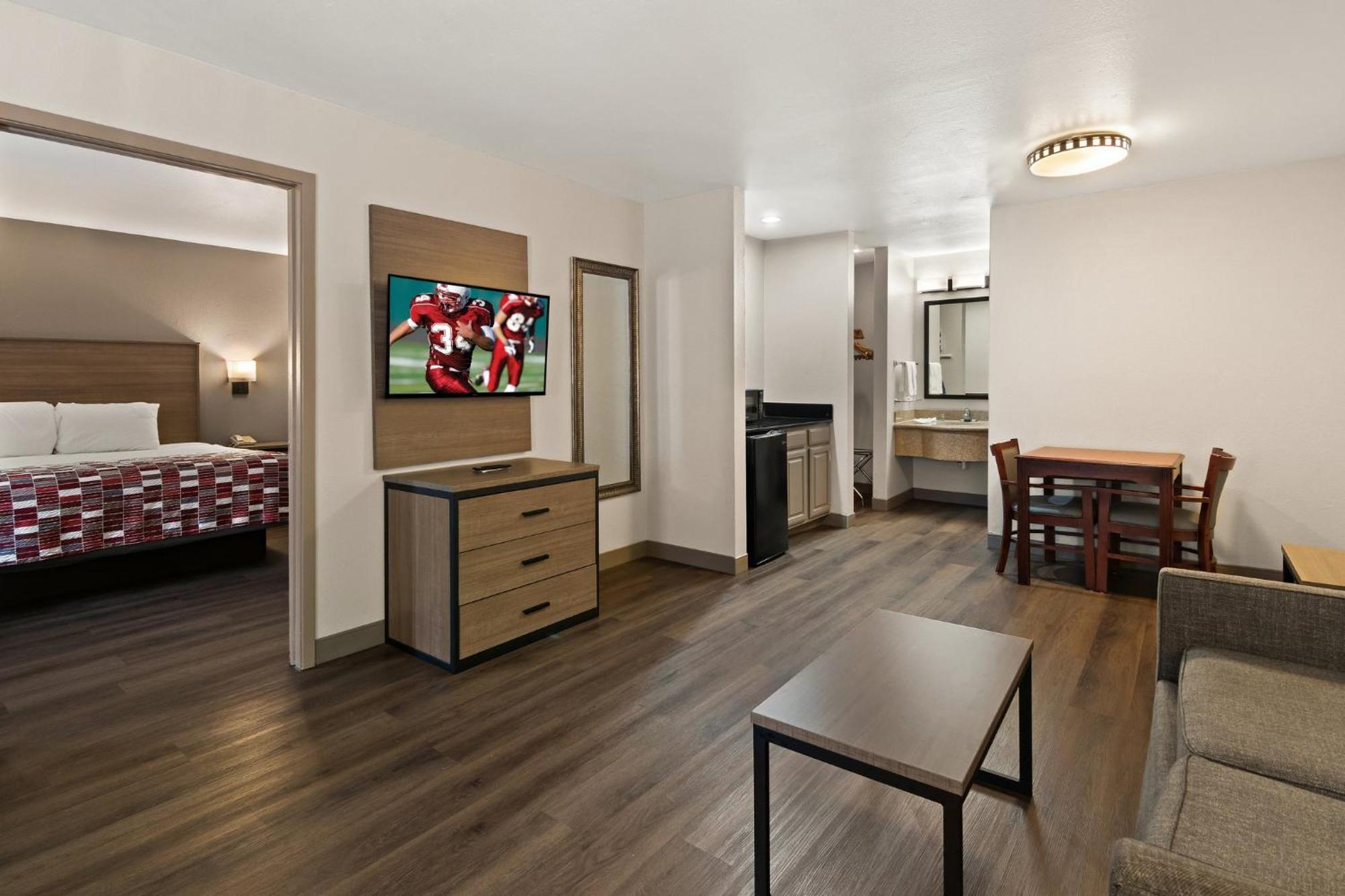 Irving Inn & Suites At Dfw Airport 外观 照片