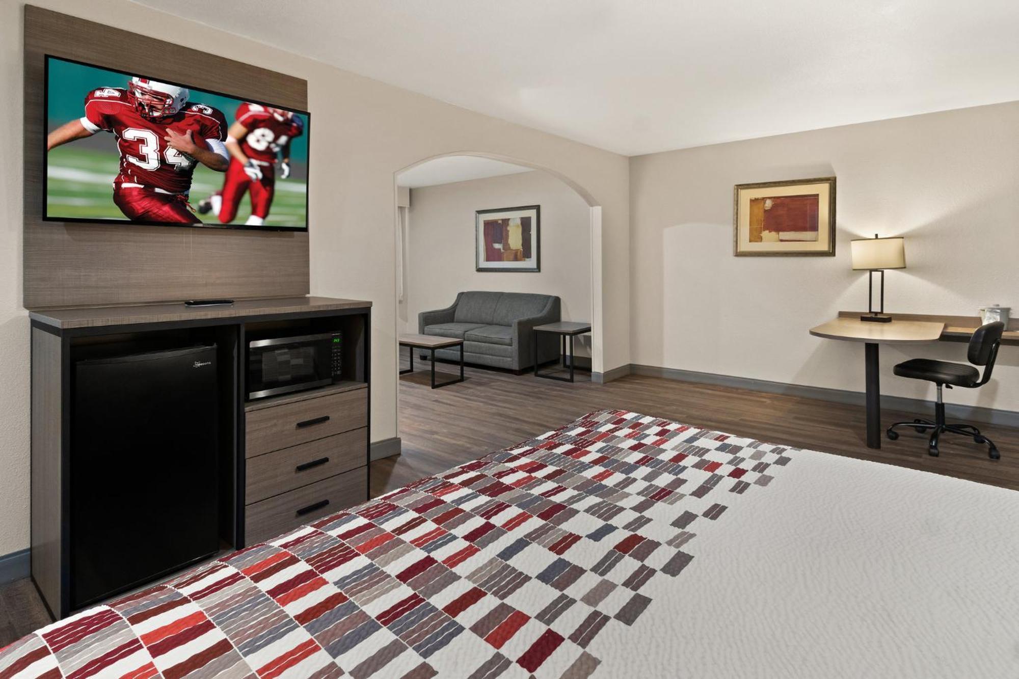 Irving Inn & Suites At Dfw Airport 外观 照片