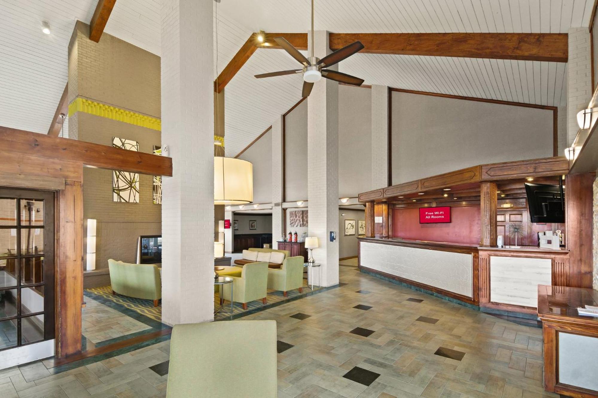 Irving Inn & Suites At Dfw Airport 外观 照片