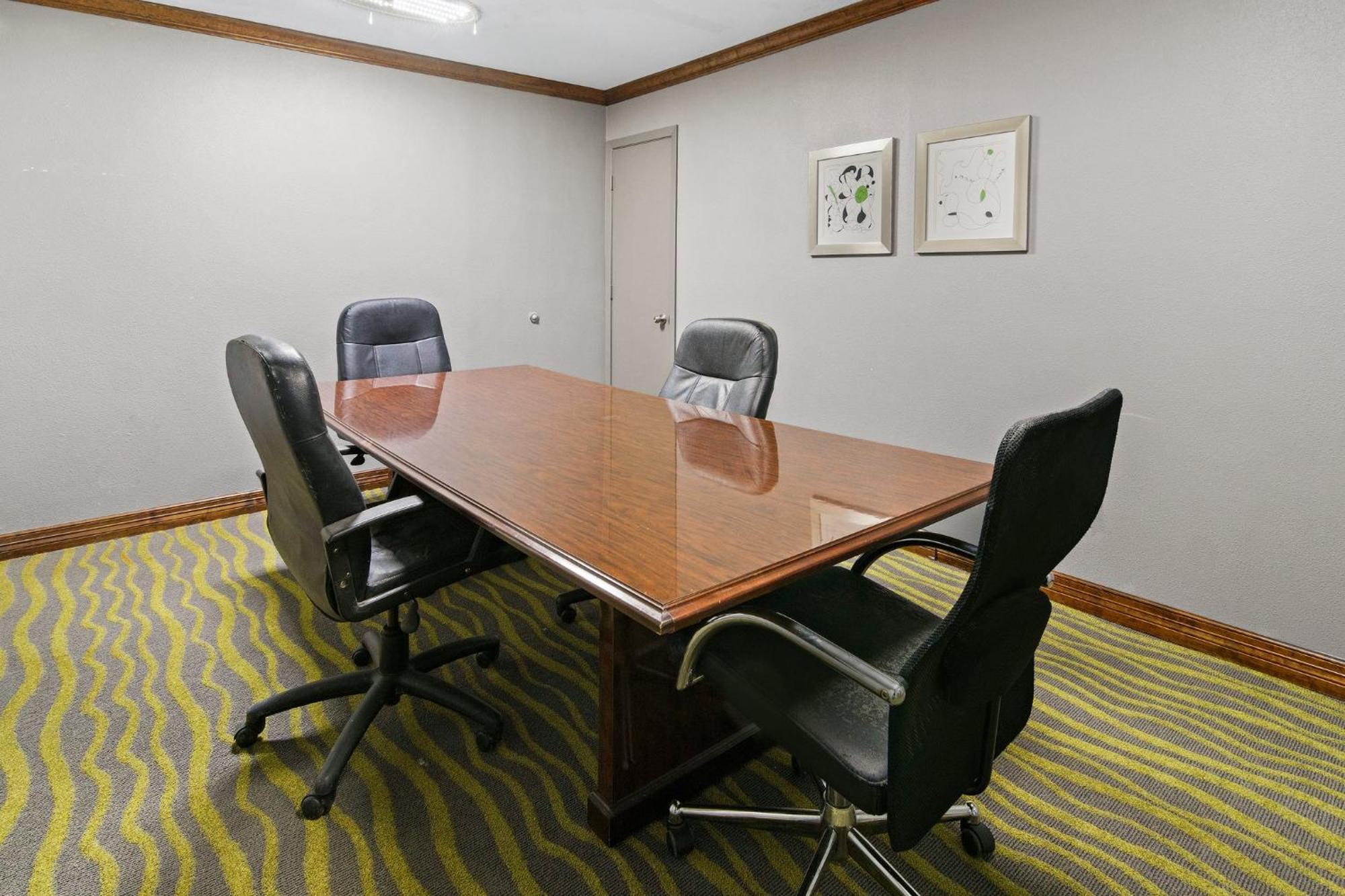 Irving Inn & Suites At Dfw Airport 外观 照片