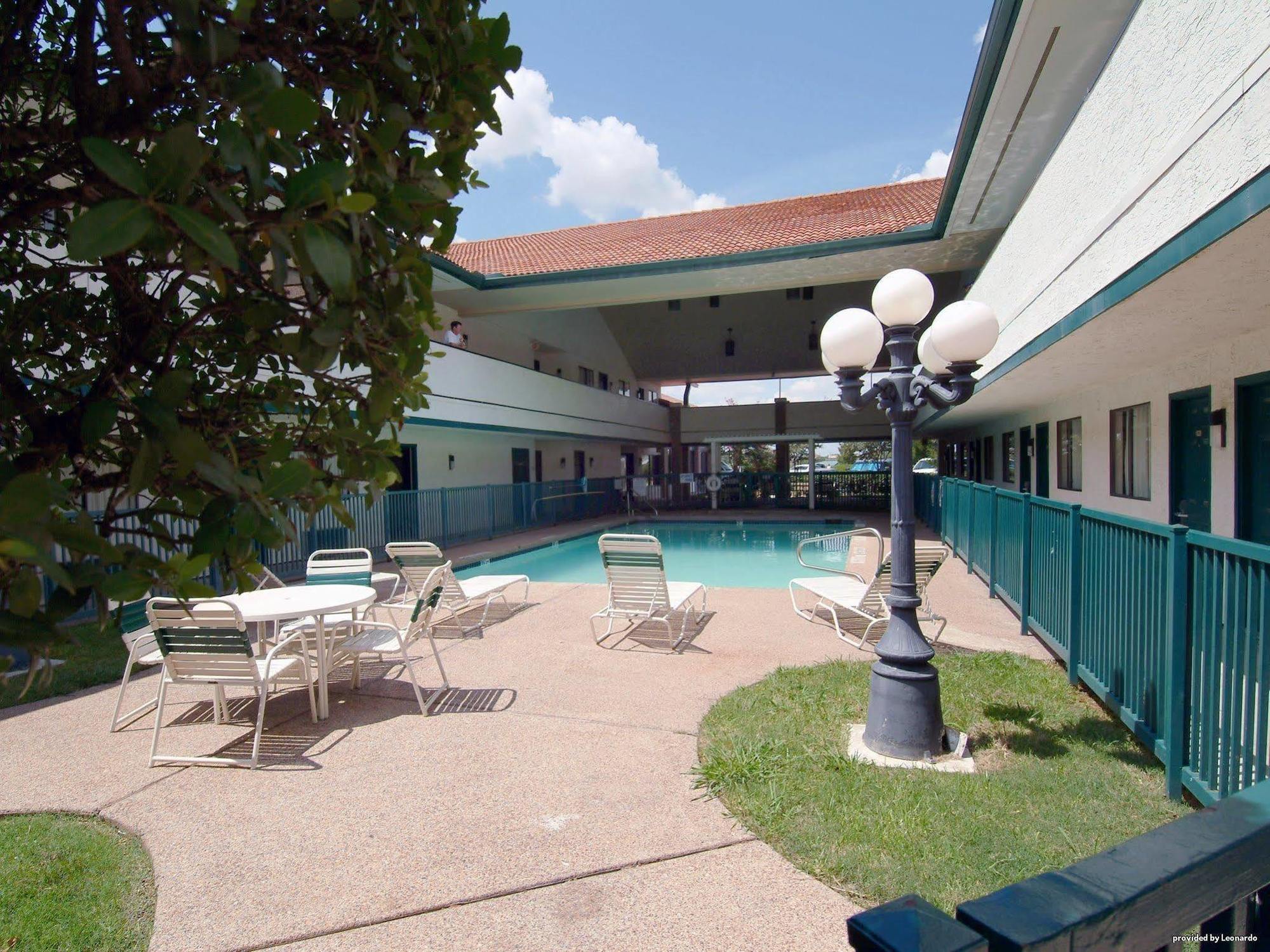 Irving Inn & Suites At Dfw Airport 设施 照片