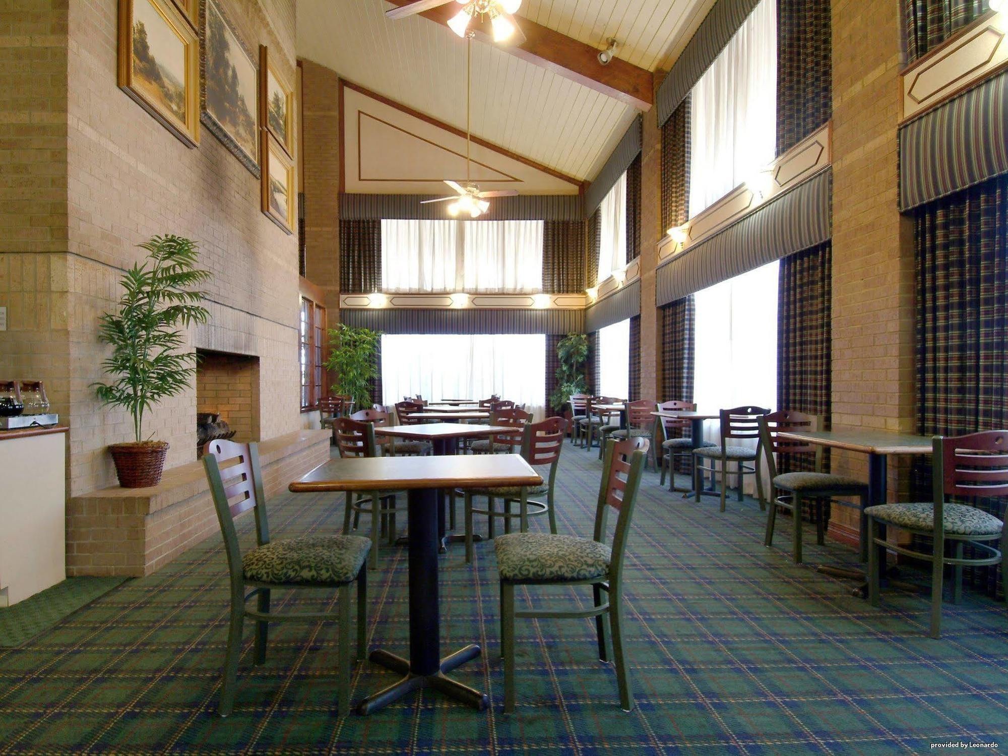 Irving Inn & Suites At Dfw Airport 餐厅 照片
