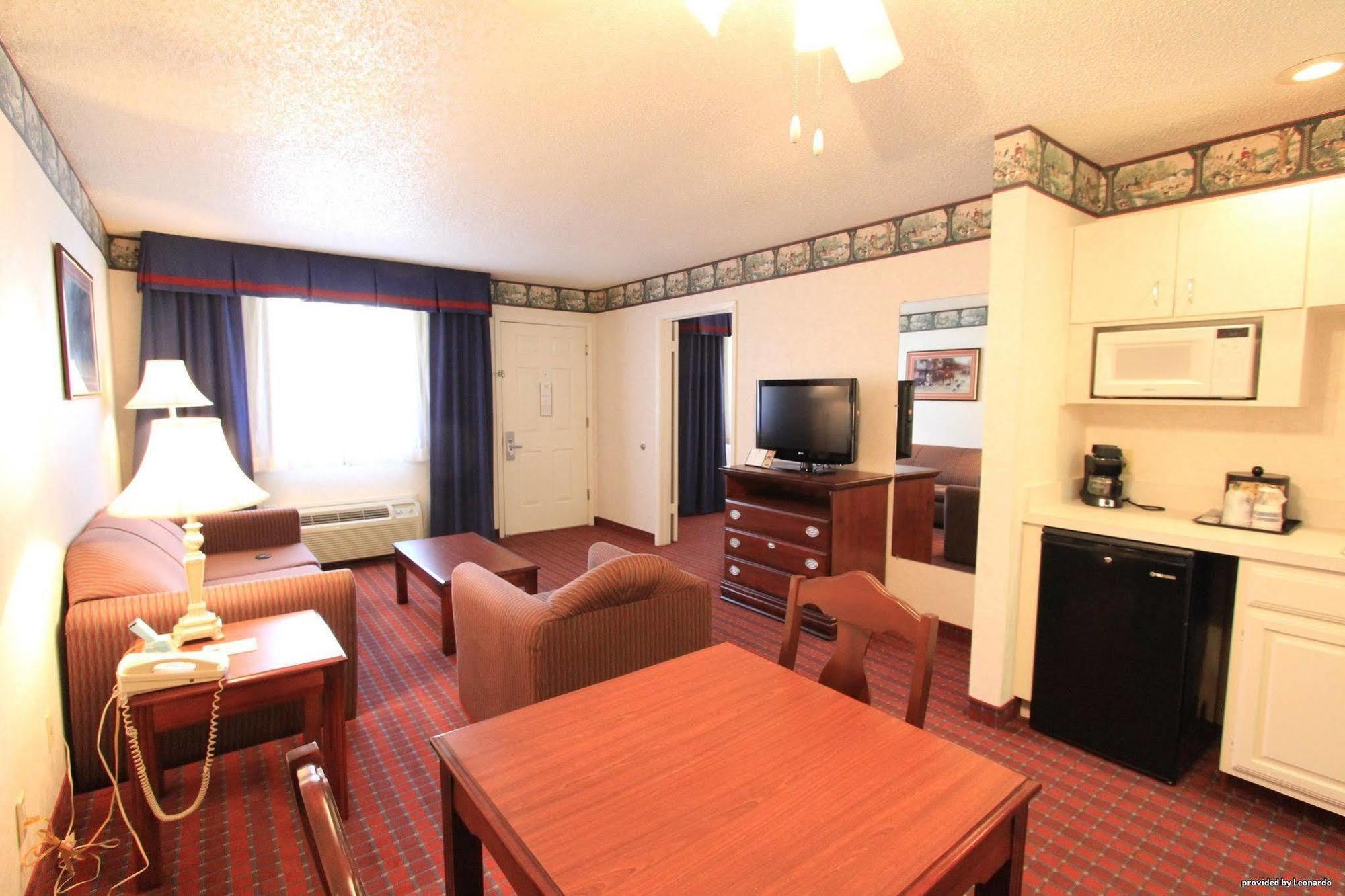 Irving Inn & Suites At Dfw Airport 外观 照片